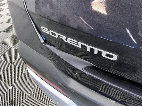 New 2026 Kia Sorento LX image 10