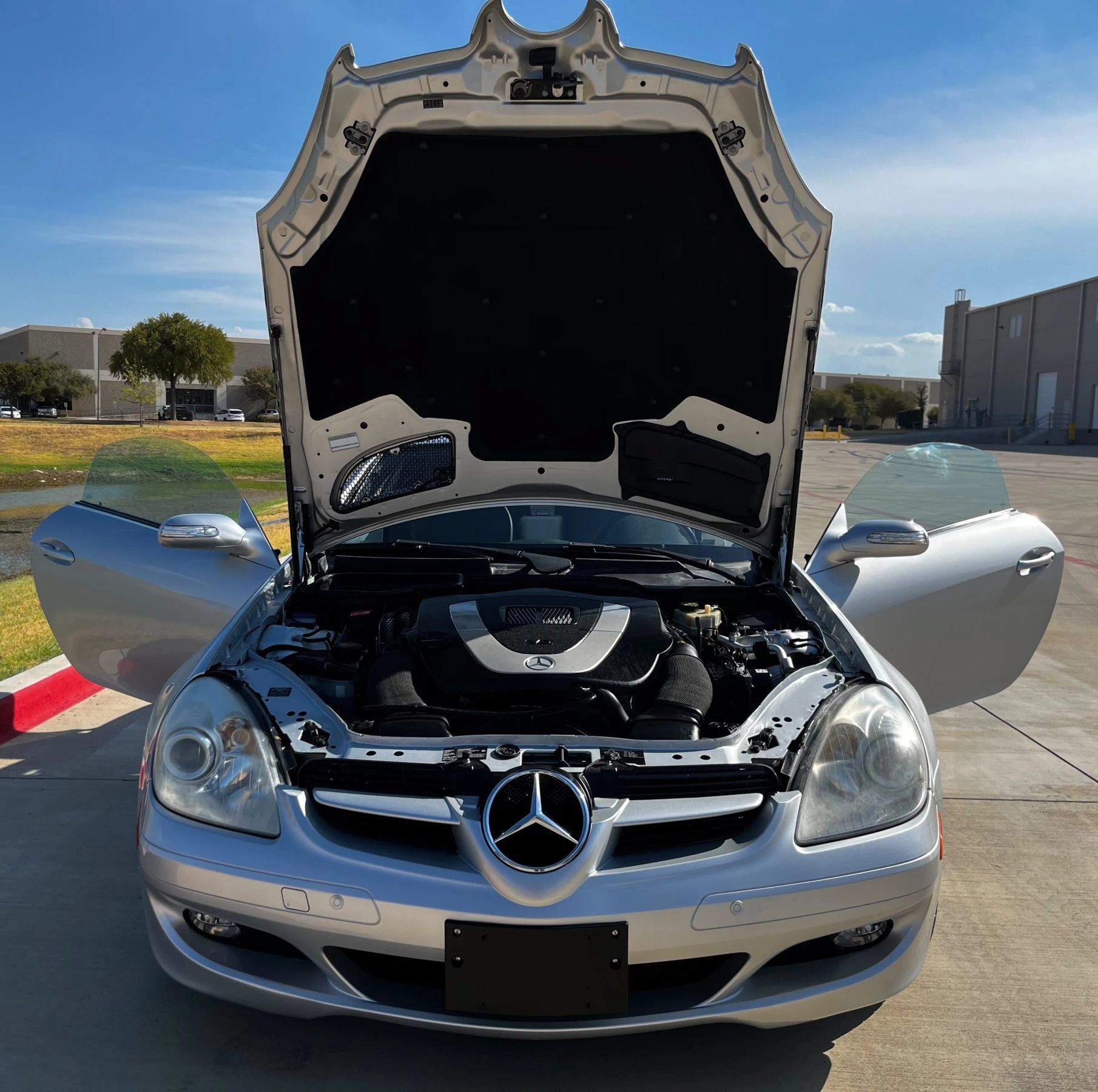 Used 2005 Mercedes-Benz SLK 350 image 17