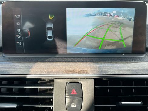 Used 2017 BMW 330i xDrive Sedan image 31