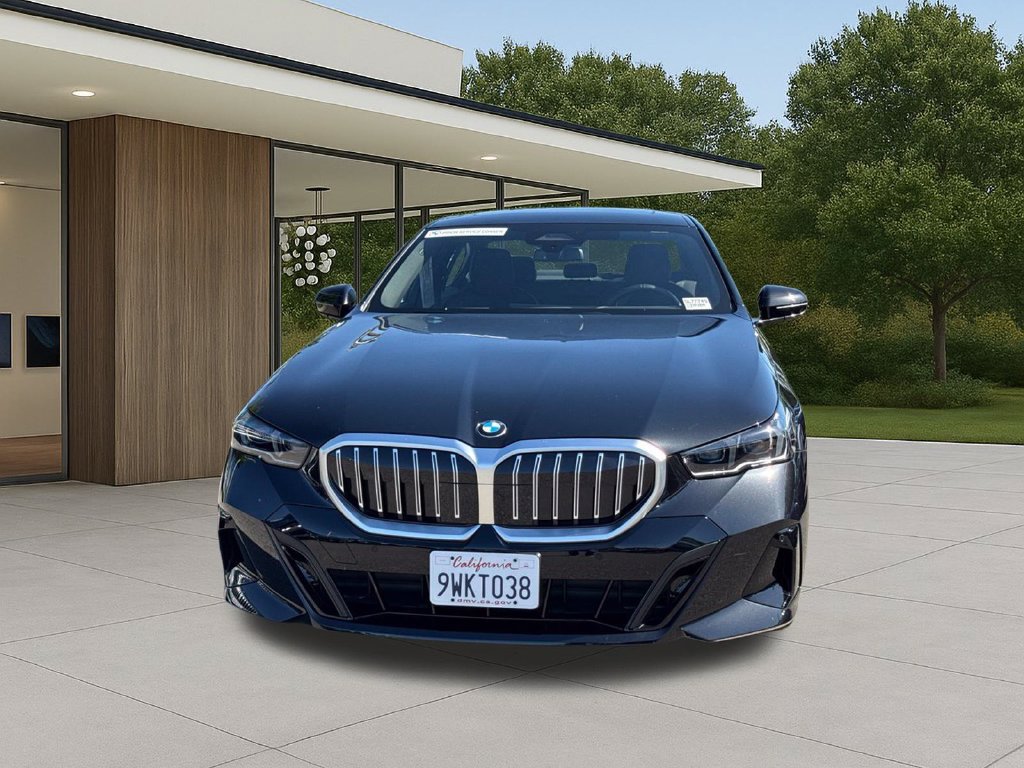 Used 2026 BMW 530i w/ M Sport Package RWD image 3