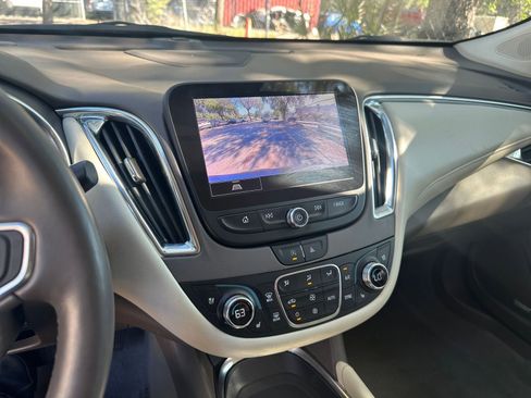 Used 2024 Chevrolet Malibu LT image 17