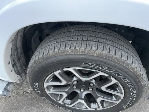 Used 2025 RAM 1500 Laramie w/ Sport Appearance Package image 6