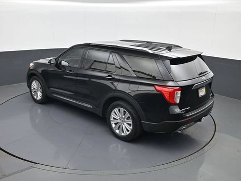 Used 2024 Ford Explorer Limited w/ Limited Technology Package AWD/4WD image 20