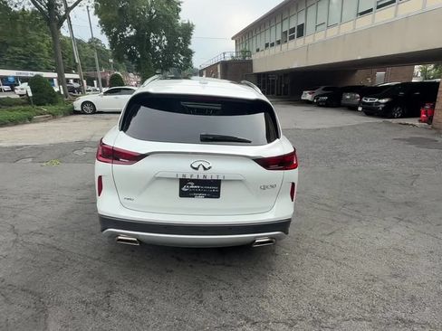 Used 2023 INFINITI QX50 Luxe AWD/4WD image 11