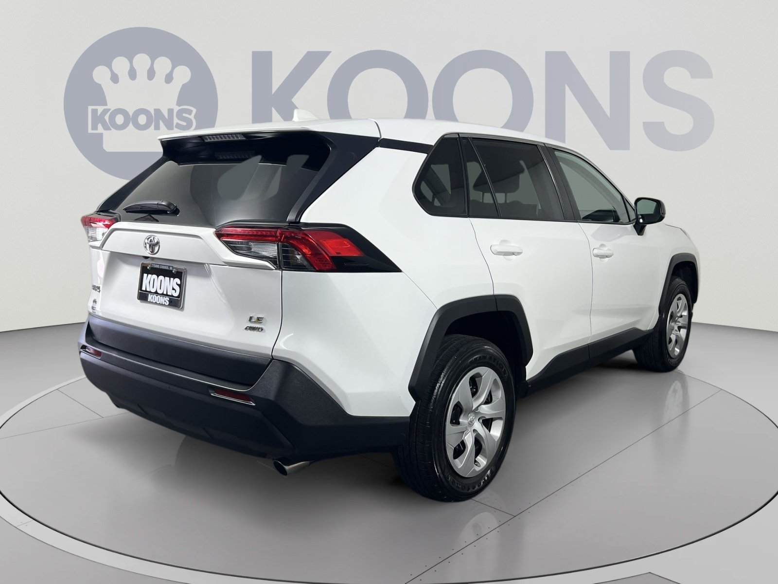 Used 2025 Toyota RAV4 LE AWD/4WD image 7