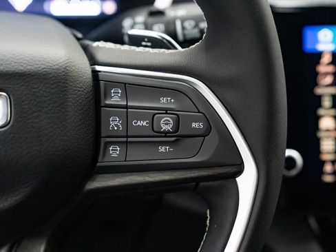 New 2026 Jeep Grand Cherokee 4WD image 15