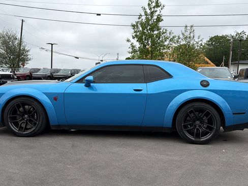 Used 2023 Dodge Challenger SRT Hellcat RWD image 8