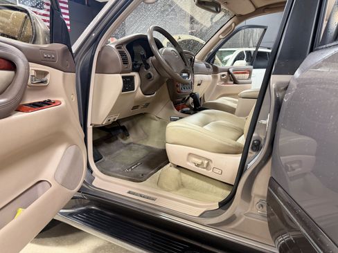 Used 1999 Lexus LX 470 4WD image 21