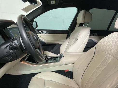 Certified 2022 BMW X5 xDrive40i w/ M Sport Package image 24