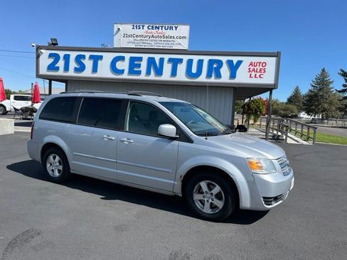 Used 2008 Dodge Grand Caravan SXT w/ Entertainment Group 2 FWD image 1