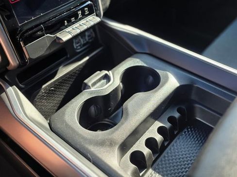 Used 2021 RAM 1500 Big Horn image 32