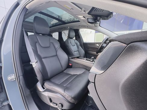 Used 2023 Volvo XC60 B5 Plus w/ Climate Package image 27