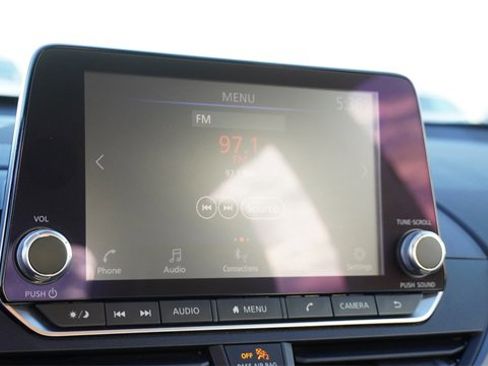 Used 2024 Nissan Altima 2.5 SR image 23