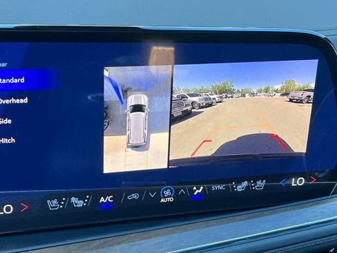 New 2026 Chevrolet Tahoe High Country AWD/4WD image 19