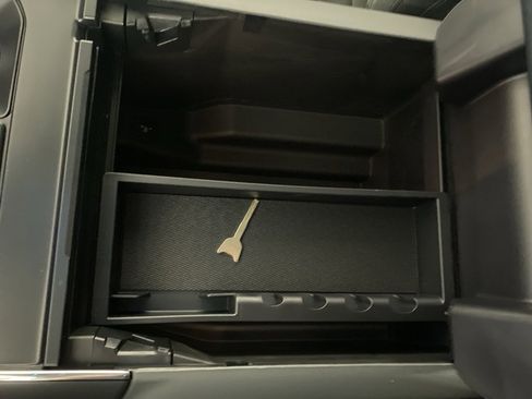 Used 2025 Ford F150 XLT w/ Equipment Group 302A MID image 27