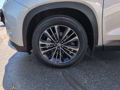 Certified 2024 Toyota Grand Highlander AWD Hybrid image 27
