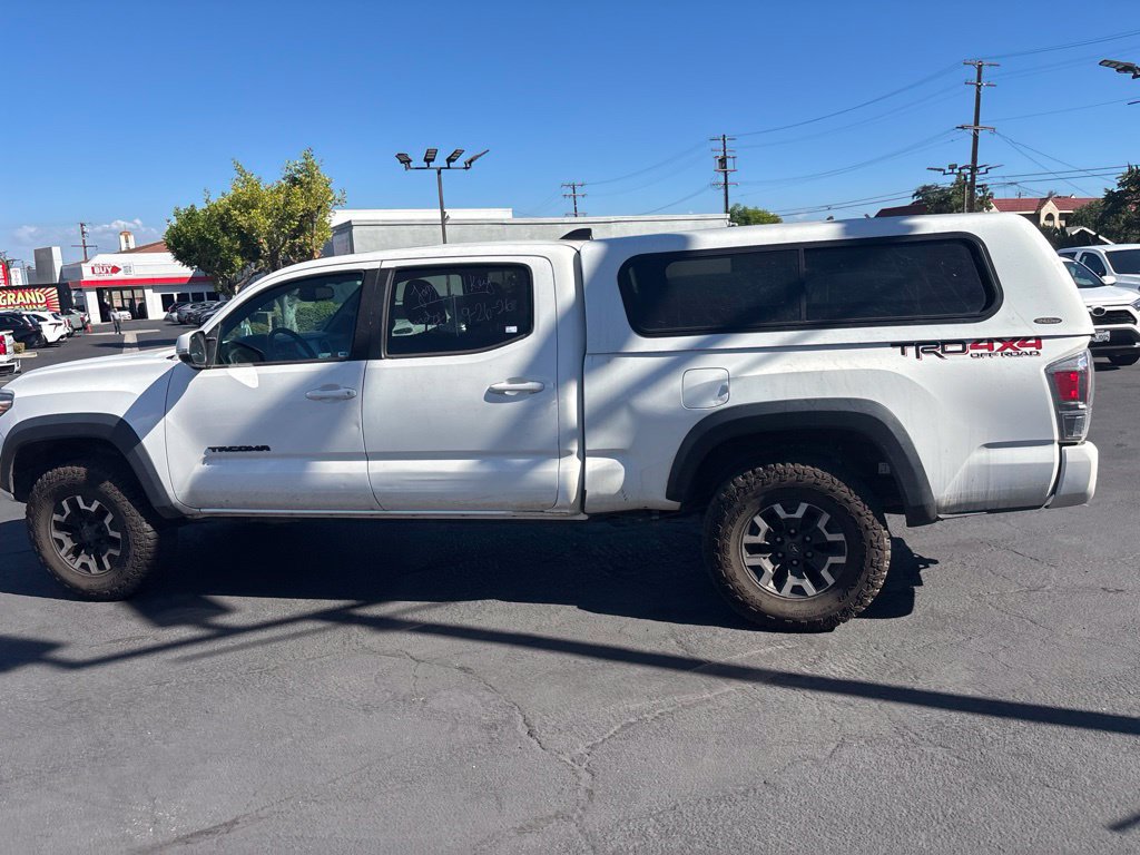 Used 2021 Toyota Tacoma TRD Off-Road w/ TRD Premium Off Road Package AWD/4WD image 8