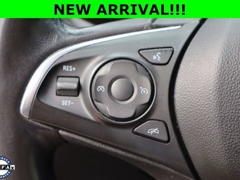 Used 2019 Buick Enclave Essence FWD image 14