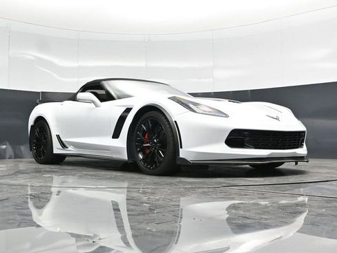 Used 2019 Chevrolet Corvette Z06 RWD image 45