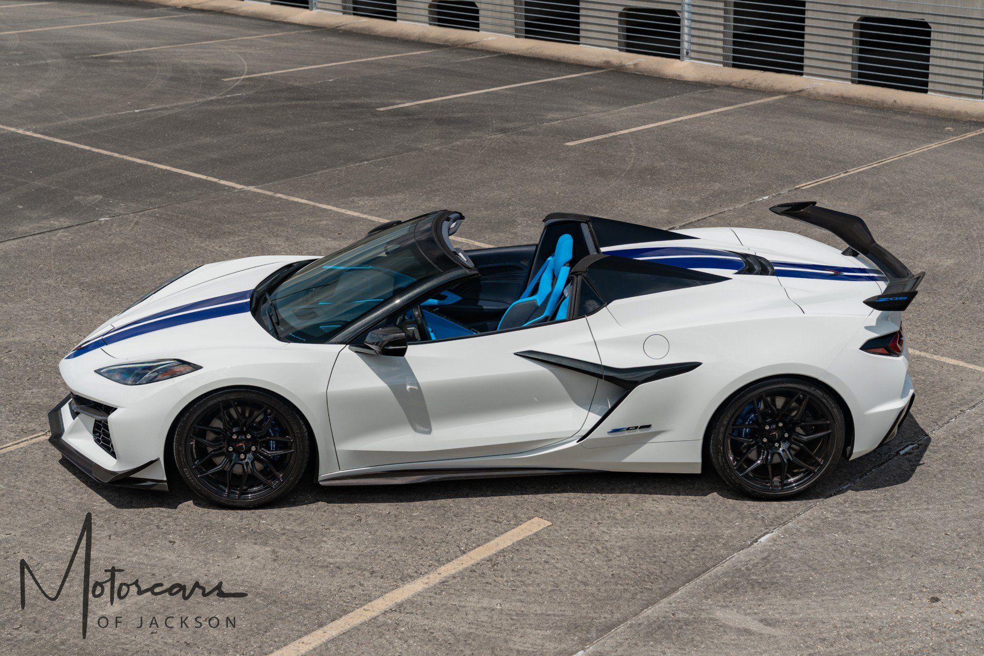 Used 2024 Chevrolet Corvette Z06 RWD image 18