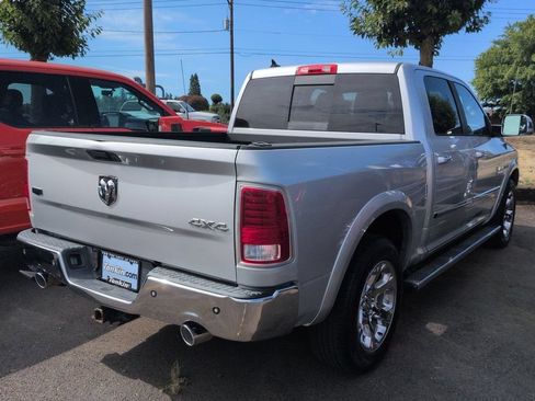 Used 2016 RAM 1500 Laramie w/ Convenience Group AWD/4WD image 4