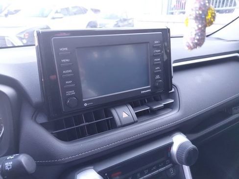 Used 2020 Toyota RAV4 LE w/ All Weather Liner Package AWD/4WD image 7