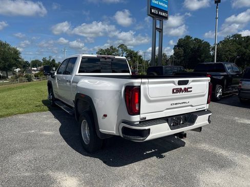 Used 2022 GMC Sierra 3500 Denali AWD/4WD image 6