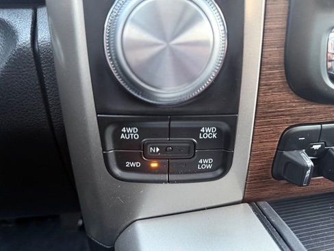 Used 2017 RAM 1500 Laramie w/ Convenience Group image 13