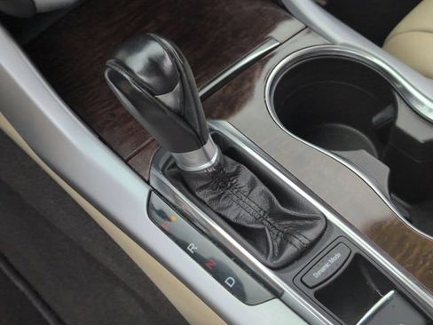 Used 2020 Acura TLX FWD image 14