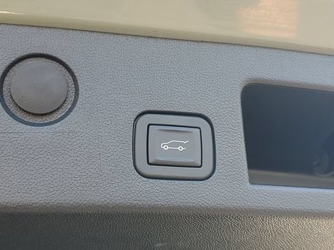 Certified 2026 Chevrolet Equinox LT w/ Convenience Package II FWD image 7