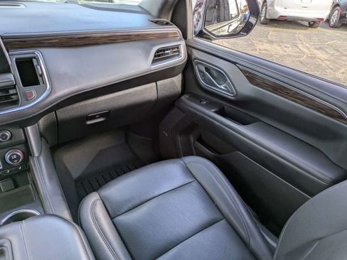 Used 2023 Chevrolet Tahoe Z71 w/ Luxury Package image 20