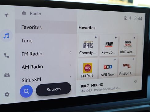Used 2024 Toyota Tacoma TRD Sport image 14