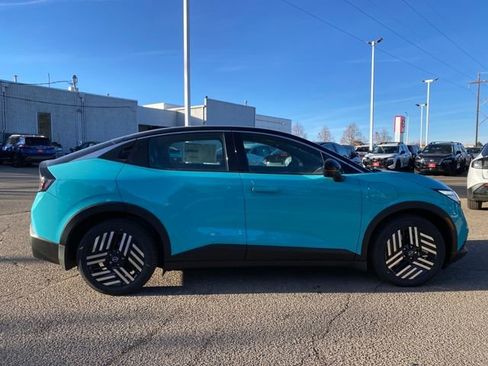 New 2026 Nissan Leaf SV+ w/ Floor Mat Package (SV+) image 6