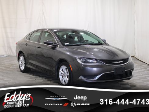 Used 2015 Chrysler 200 Limited w/ Convenience Group FWD image 1