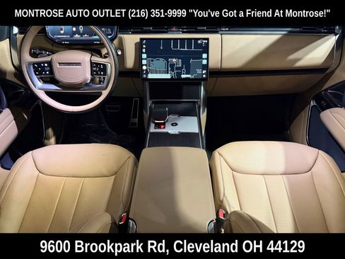 New 2026 Land Rover Range Rover SE image 18