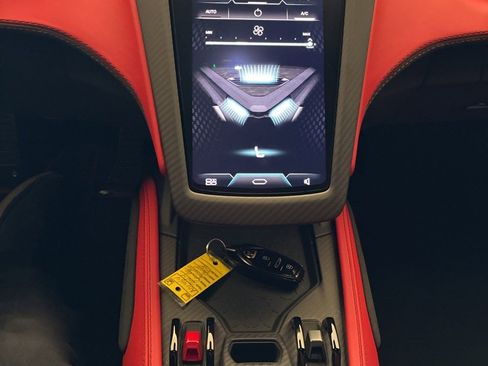 Used 2024 Lamborghini Revuelto AWD/4WD image 21