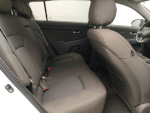 Used 2016 Kia Sportage LX FWD image 19