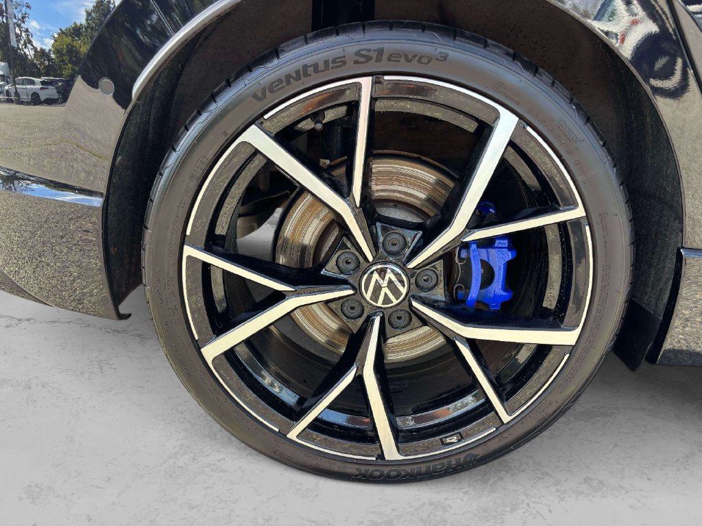 Used 2024 Volkswagen Golf R AWD/4WD image 34