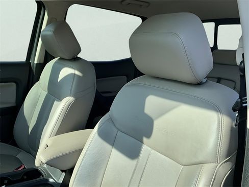 Used 2019 Ford Ranger Lariat w/ Equipment Group 501A Mid image 42