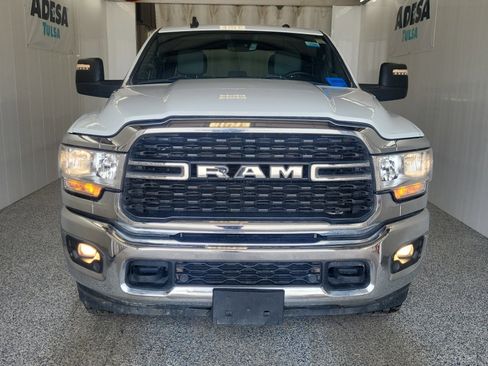 Used 2024 RAM 2500 Big Horn w/ Off Road Package AWD/4WD image 2