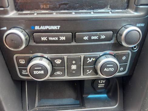 Used 2009 Pontiac G8 w/ Comfort And Sound Package RWD image 22