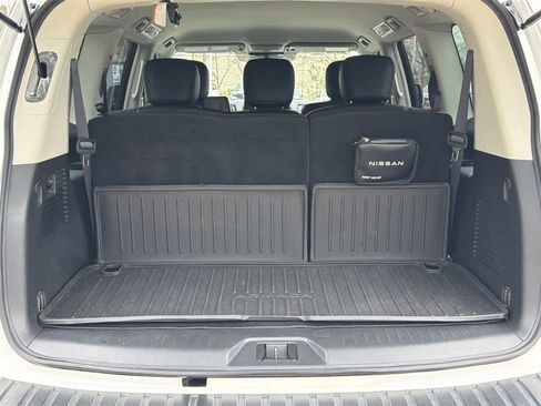 Used 2022 Nissan Armada SV w/ SV Appearance Package image 16