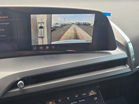 New 2026 Cadillac Vistiq Luxury image 24