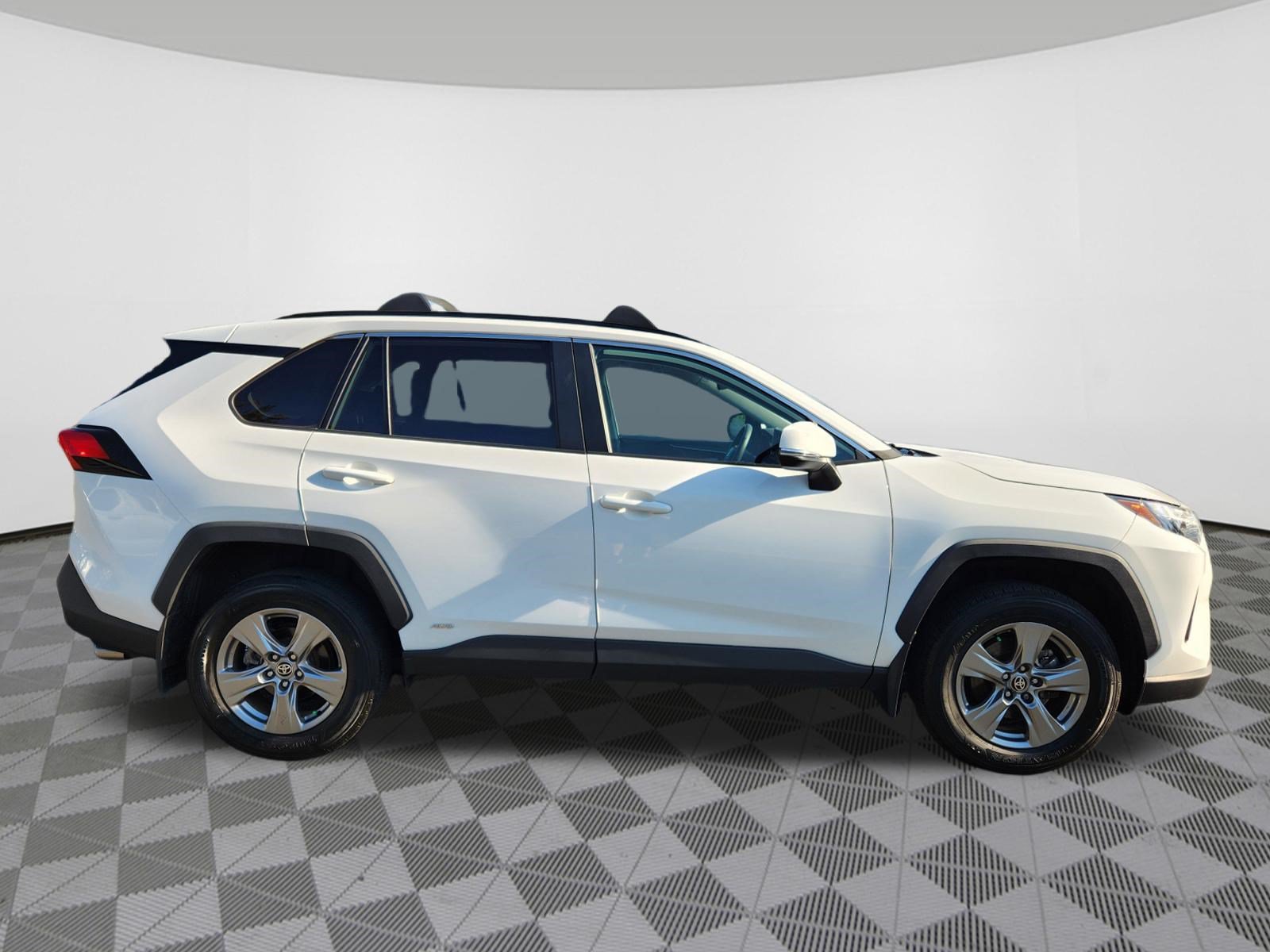 Used 2024 Toyota RAV4 XLE w/ Weather Package AWD/4WD image 6