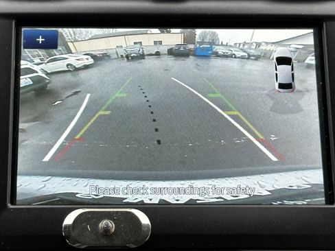 Used 2020 Ford Fusion SE image 31