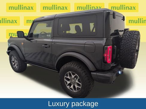 Certified 2025 Ford Bronco Badlands image 8