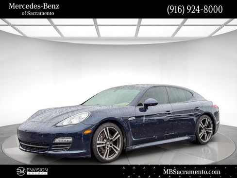 Used 2012 Porsche Panamera 4 image 1
