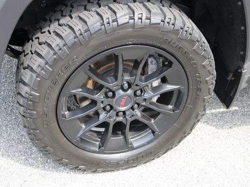 Used 2022 Toyota Tundra Limited w/ TRD Off-Road Package image 14