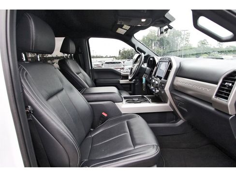Certified 2022 Ford F350 Lariat w/ Chrome Package AWD/4WD image 27
