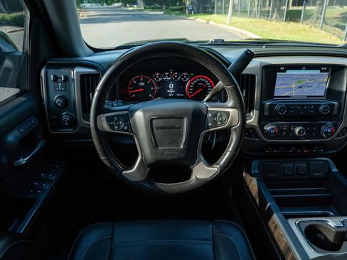 Used 2016 GMC Sierra 1500 Denali AWD/4WD image 19